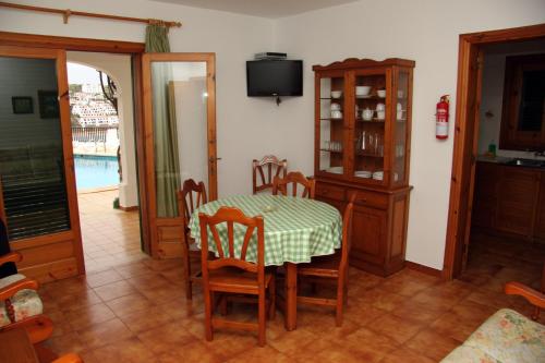 Apartamentos Arco Iris