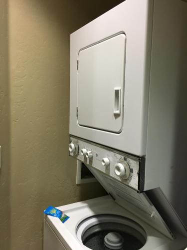 Miners Club 3 Bedroom Loft by Canyons Village Rentals MC10A - image 6