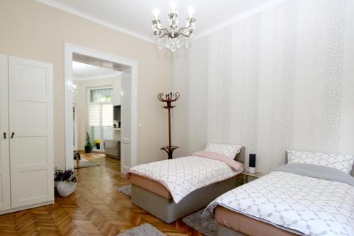 City Center Apartment MIKA - image 5