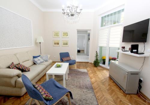 City Center Apartment MIKA - image 6