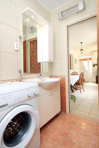  Apartment Brna 574d in Smokvica