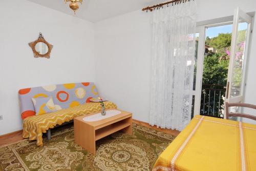  Apartment Stari Grad 5724f in Stari Grad
