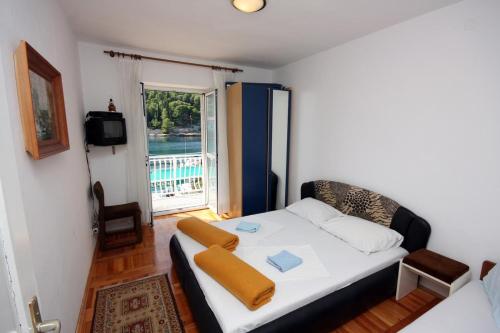 Apartment Stomorska 781c 