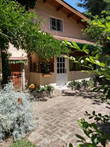

Casita Encantada