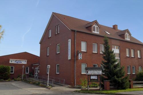 B&B Francfort-sur-l'Oder - Landhotel Pagram-Frankfurt/Oder - Bed and Breakfast Francfort-sur-l'Oder