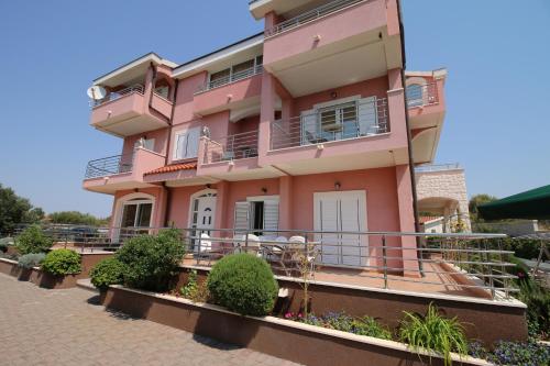 Two-Bedroom Apartment with Balcony and Sea View