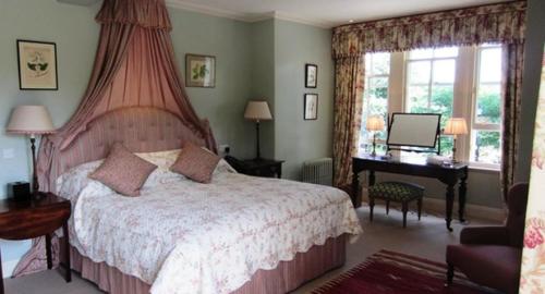 The Loch Lomond Arms Hotel - main image