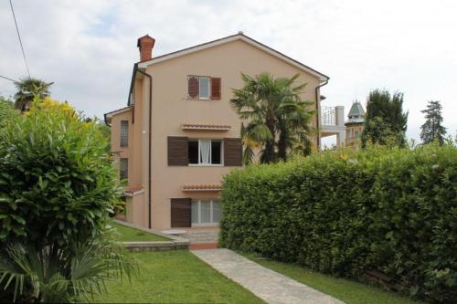 ทัศนียภาพภายนอกโรงแรม, Apartments with a parking space Icici, Opatija - 7988 in อิชิชิ