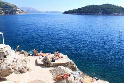 Apartments by the sea Dubrovnik - 8546 - image 8