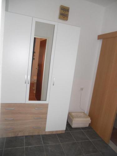 Apartments with a parking space Lumbarda, Korcula - 9262