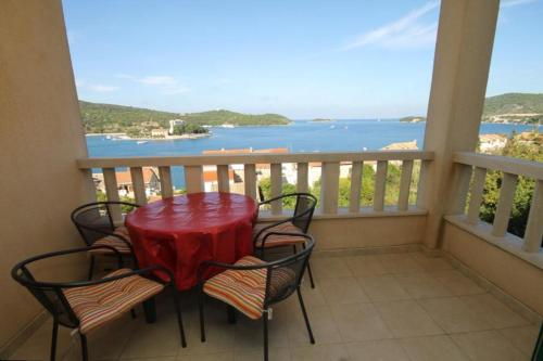 Apartments by the sea Vis - 2441 