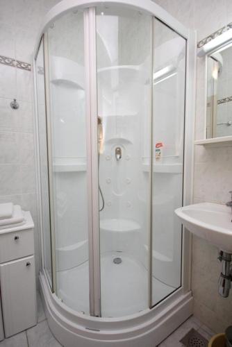  Double Room Vis 3034a in Vis
