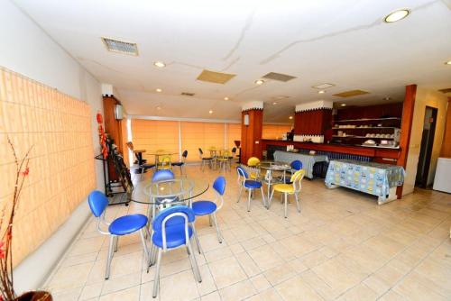 Paiwei Motel in Rende District