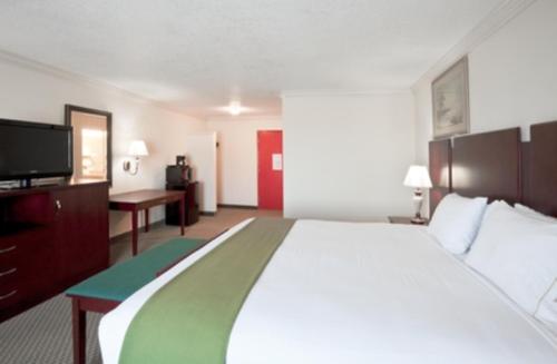 Holiday Inn Express & Suites Florida City-Gateway To Keys, an IHG Hotel