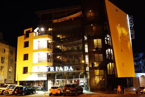 Triada Hotel