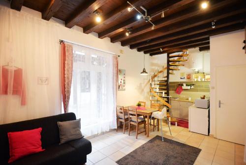  BonBon Apartman, Pension in Eger