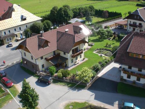 Ferienwohnung Jank, Pension in Jenig