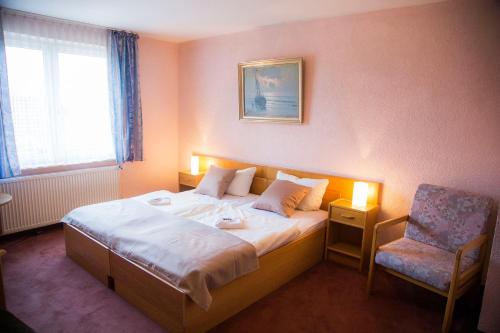2 bedrooms, 2 beds