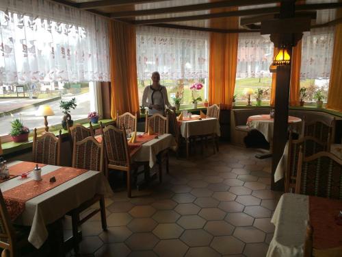 Hotel Waldeck - image 9