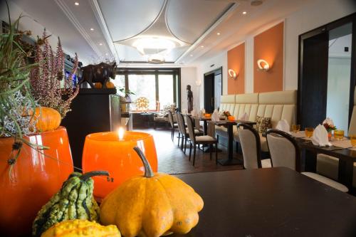 المنظر الخارجي, Restaurant-Hotel Haus Mühlenbrock in شيرمبيك