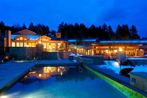 Topnotch Resort