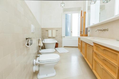 Habitat's Navona 4BR Apartment, Roma (foto 7)