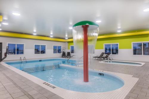 Super 8 by Wyndham Winnipeg East MB