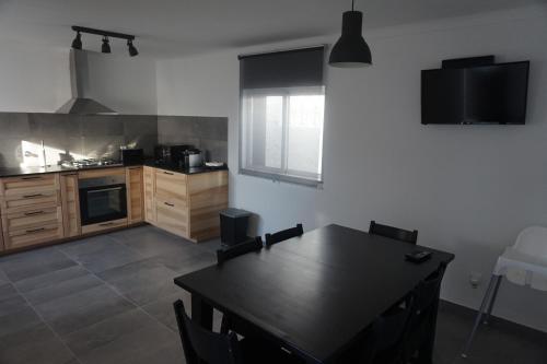 Facilities, Trivial Pisao - Casa de Ferias, para a sua Familia in Raposeira