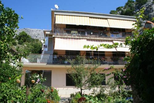  Studio Omis 771b, Pension in Tice