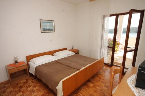 Twin Room Luka 8132e