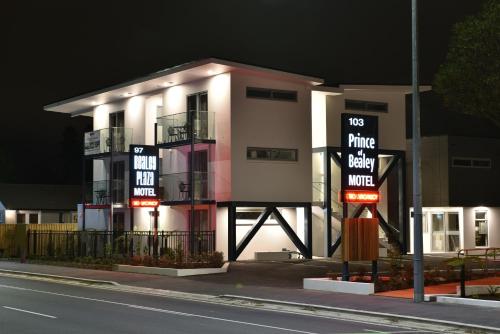 Bealey Plaza Motel - image 3