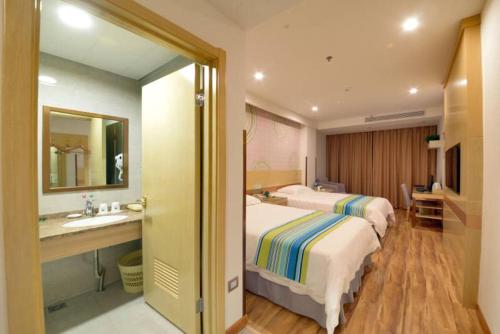 GreenTree Inn AnHui Ningguo Ningguo Avenue Business Hotel