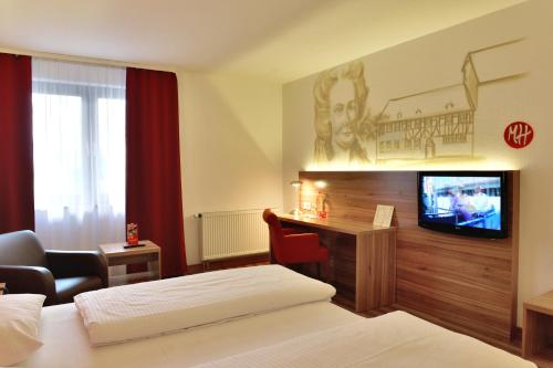 2 twin beds