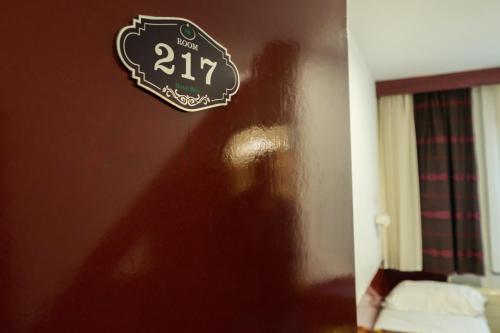 Budget Hotel Ben - image 9