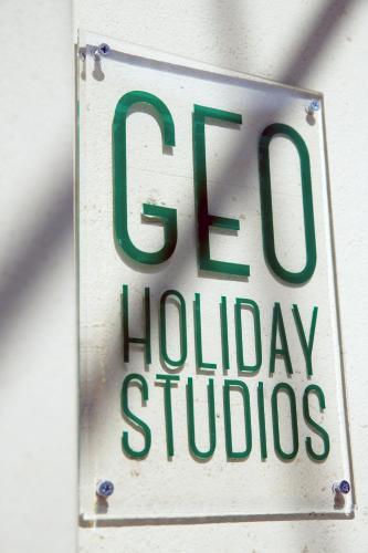  Geo Holiday Studios, Pension in Kyparissia bei Psárion