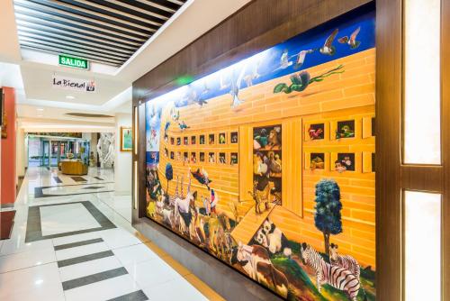 Vestíbulo, Exe Galeria Man Ging in Guayaquil