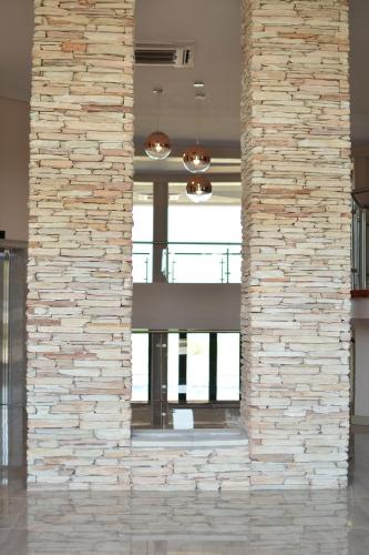 Regal Inn Hotel Midrand - image 2