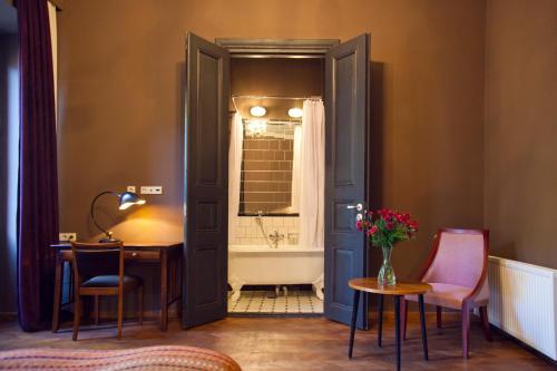 

Ilja's Hotel