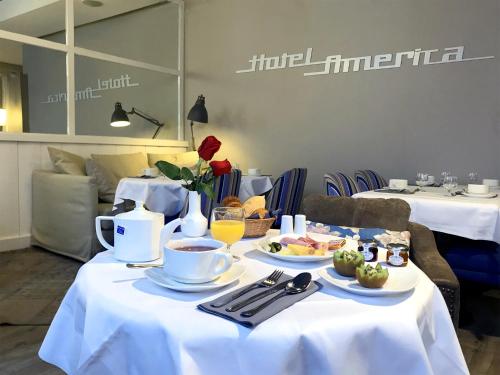 Hotel America - image 4