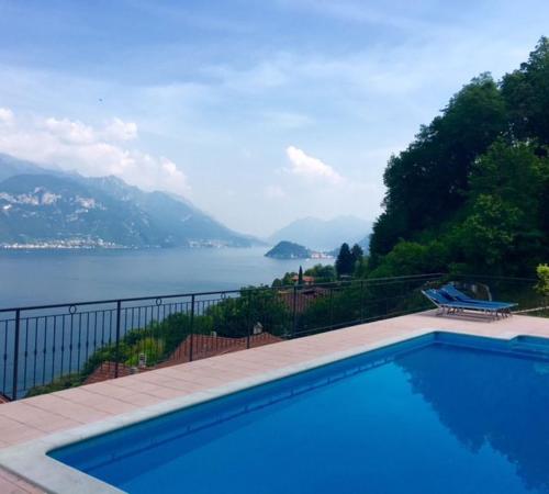 Apartment with Lake View