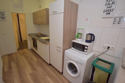 Apartment Stuttgart Kaltental - image 4