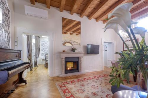  Boutique Guesthouse Al Chiostro De San Salvar, Pension in Verona