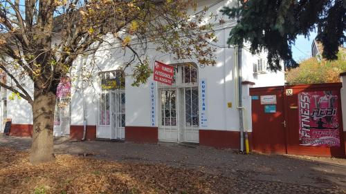 Entrance, Hangulat Vendeghaz Apartmanok in Oroshaza