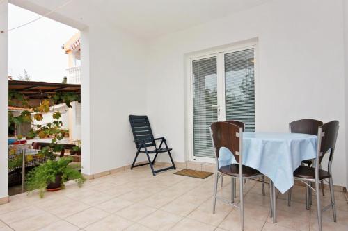 Family friendly seaside apartments Bibinje Zadar - 5779