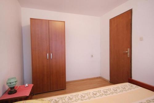 Apartments by the sea Lun, Pag - 9395, Лун (фото 7)