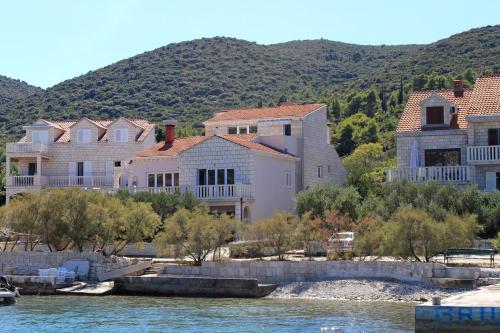  Apartment Kneza 9171d in Pupnat