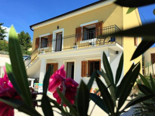Holiday house with a parking space Novi Vinodolski - 11850 Novi Vinodolski