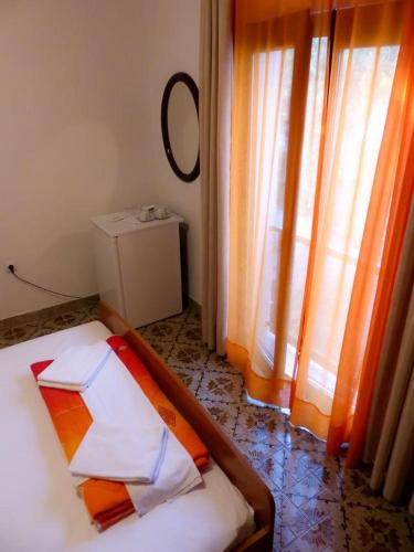 Apartments and rooms by the sea Podgora, Makarska - 11893