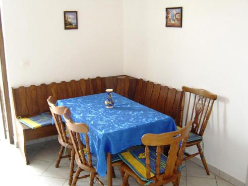 Apartments with a parking space Lopar Rab - 12327 - image 3
