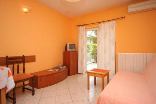 Apartments and rooms with parking space Lovran, Opatija - 2321